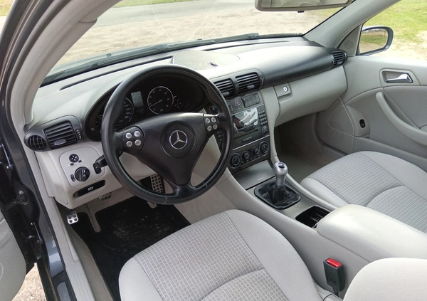 Mercedes-Benz Klasa C cena 17900 przebieg: 236000, rok produkcji 2004 z Sośnicowice małe 596